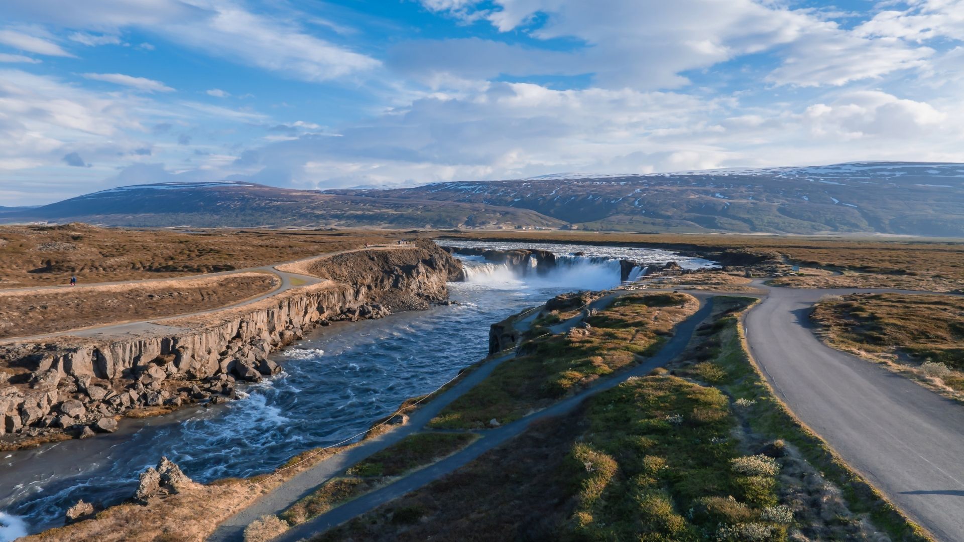 Akureyri – Goðafoss – Lago Mývatn (1/3)