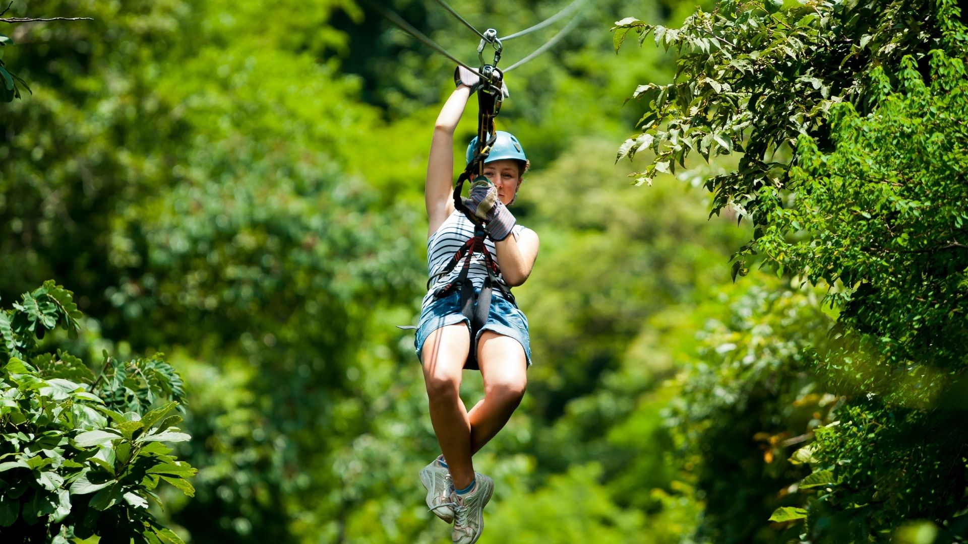 Costa Rica del Caribe al Pacífico | Airhopping