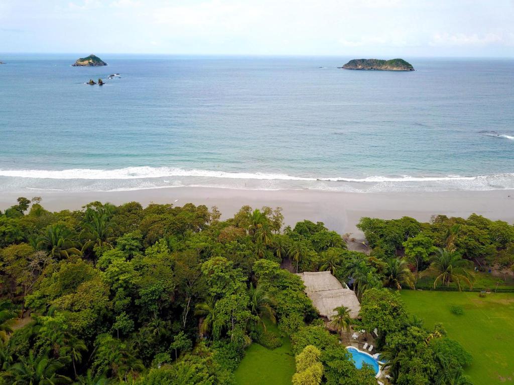 Karahé Beach Hotel