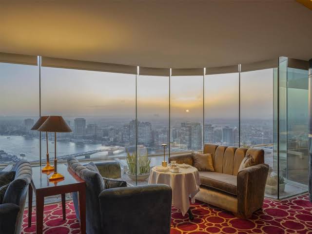 Hilton Grand Nile Tower 5 *