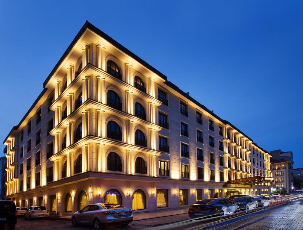 Tryp by Wyndham Istanbul Topkapi